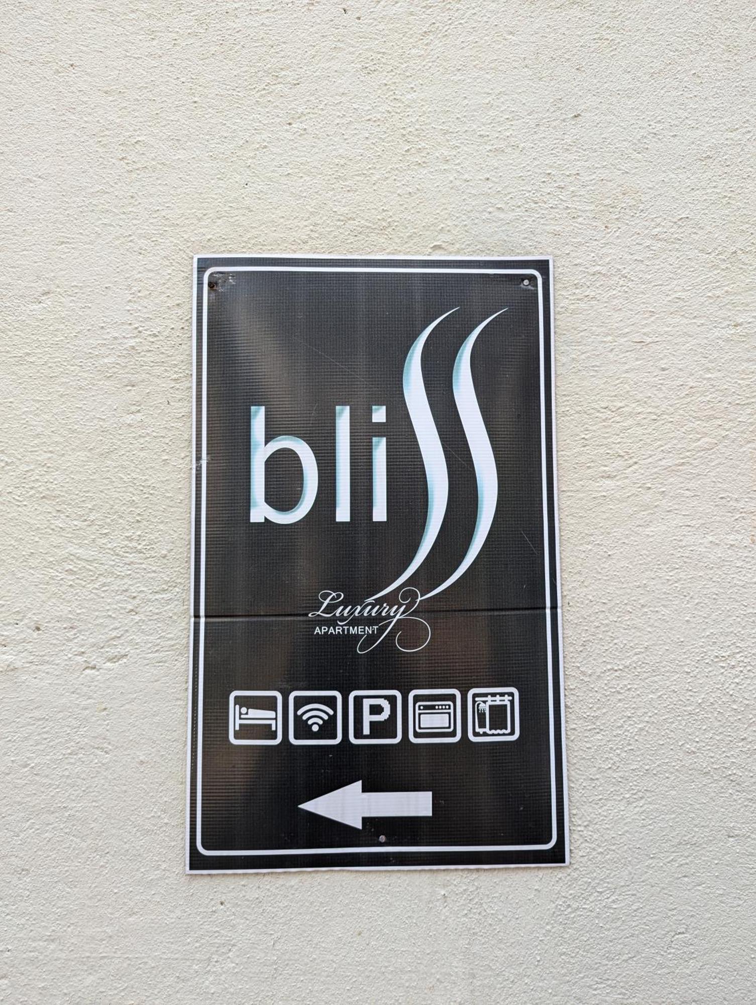 Bliss Apartment Хіккадува Екстер'єр фото